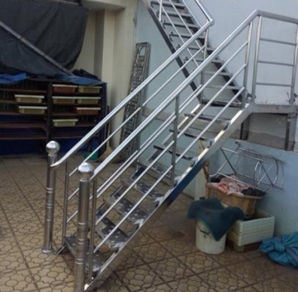 Thuê Thợ nhận làm lan can cầu thang inox tại Hải Phòng giá rẻ ...